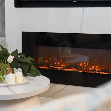 Amber Bay Ac - Homfi Collection Wislinka