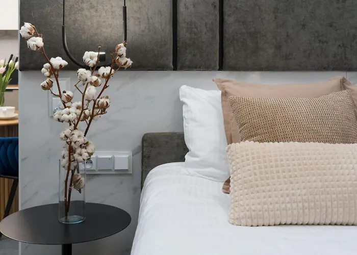 Amber Bay - Homfi Collection *